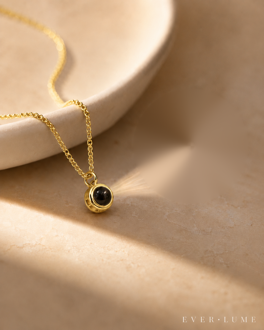 Lume Circle Necklace